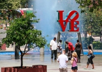 Philadelphia, Robert Indianas Love-Skulptur  © FM Rohm
