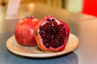 Granatapfel, köstliches Winterobst, &copy; FM Rohm